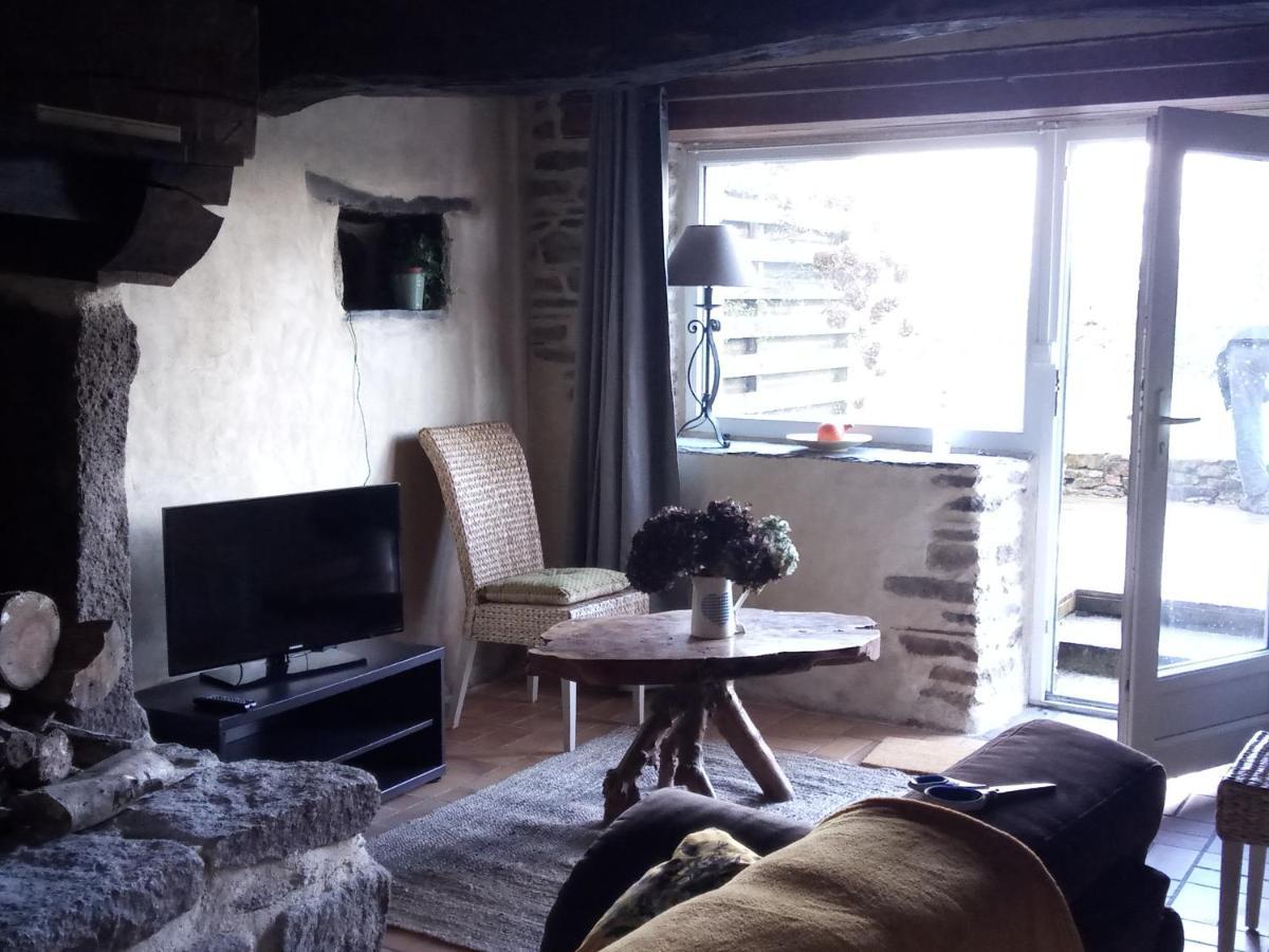 Petite Maison Dans Les Monts D'Arree Ty Coz Commana Exteriör bild