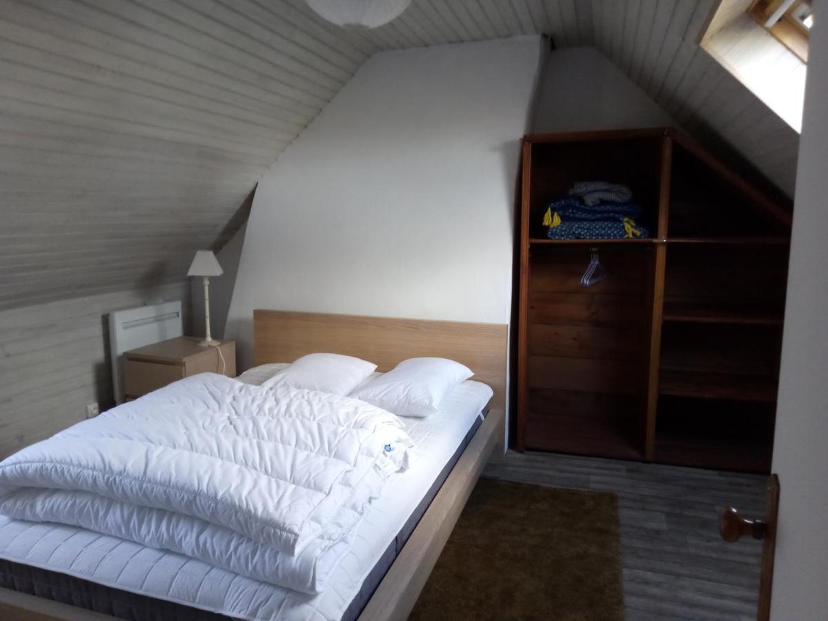 Petite Maison Dans Les Monts D'Arree Ty Coz Commana Exteriör bild