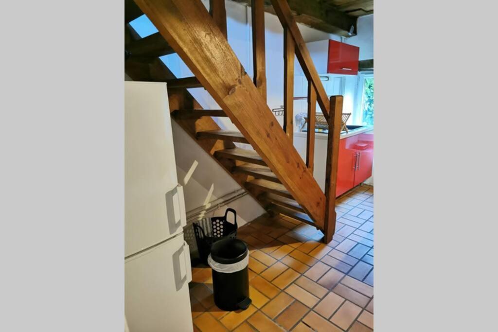 Petite Maison Dans Les Monts D'Arree Ty Coz Commana Exteriör bild